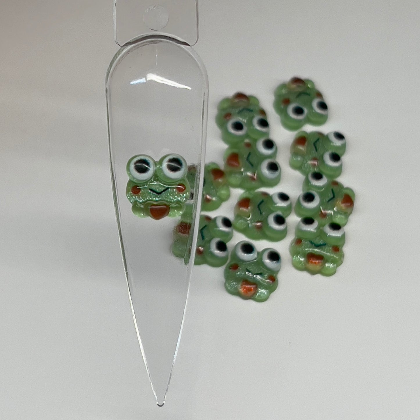 Small Green Frog Kawaii Nail Charms (10pcs)